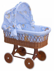 Proutěný košík na miminko s boudičkou Mráček - modrá